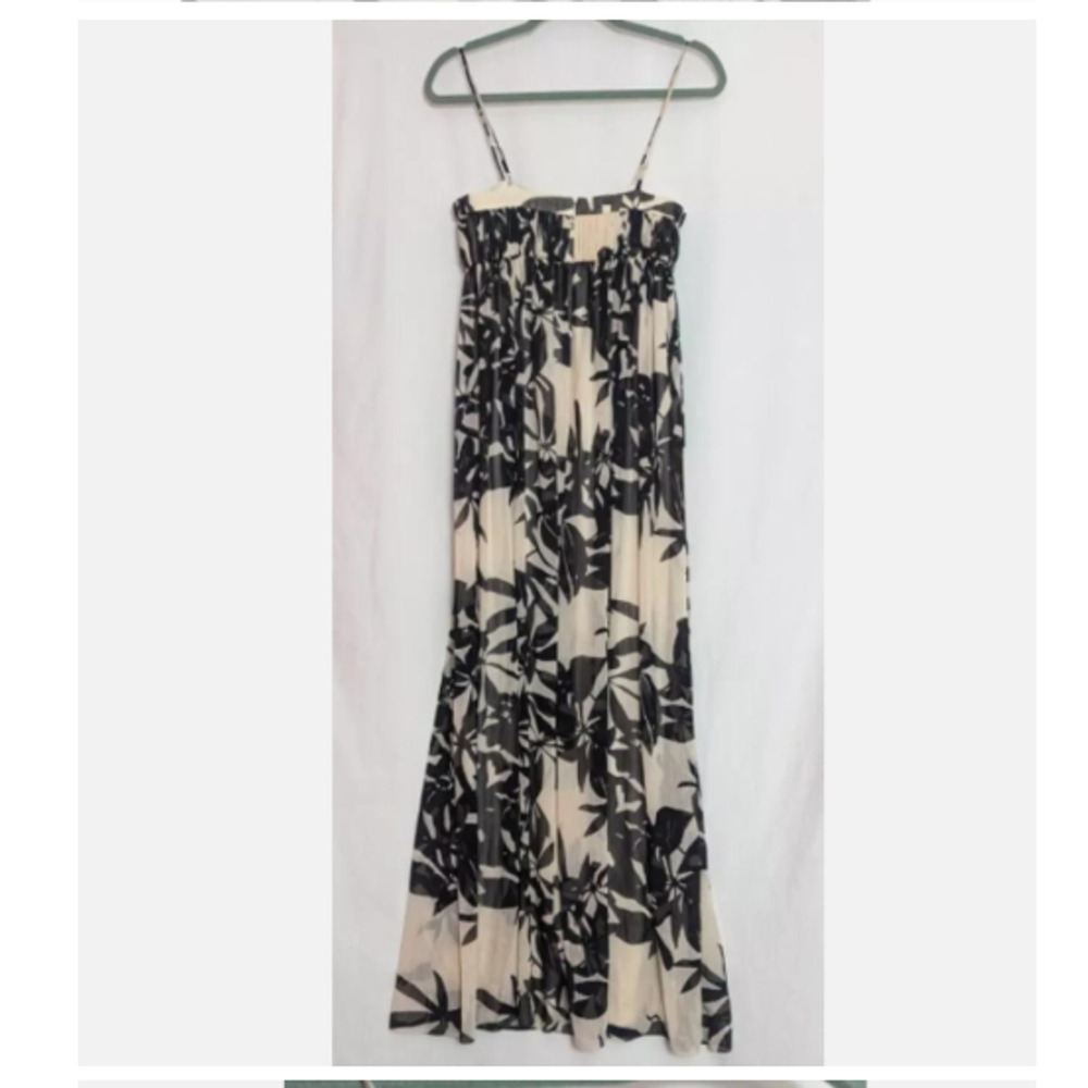 NWOT BCBG Paris Ivory Black Beaded Floral Maxi Strappy Dress Size 2 K2 Resort - Picture 6 of 8